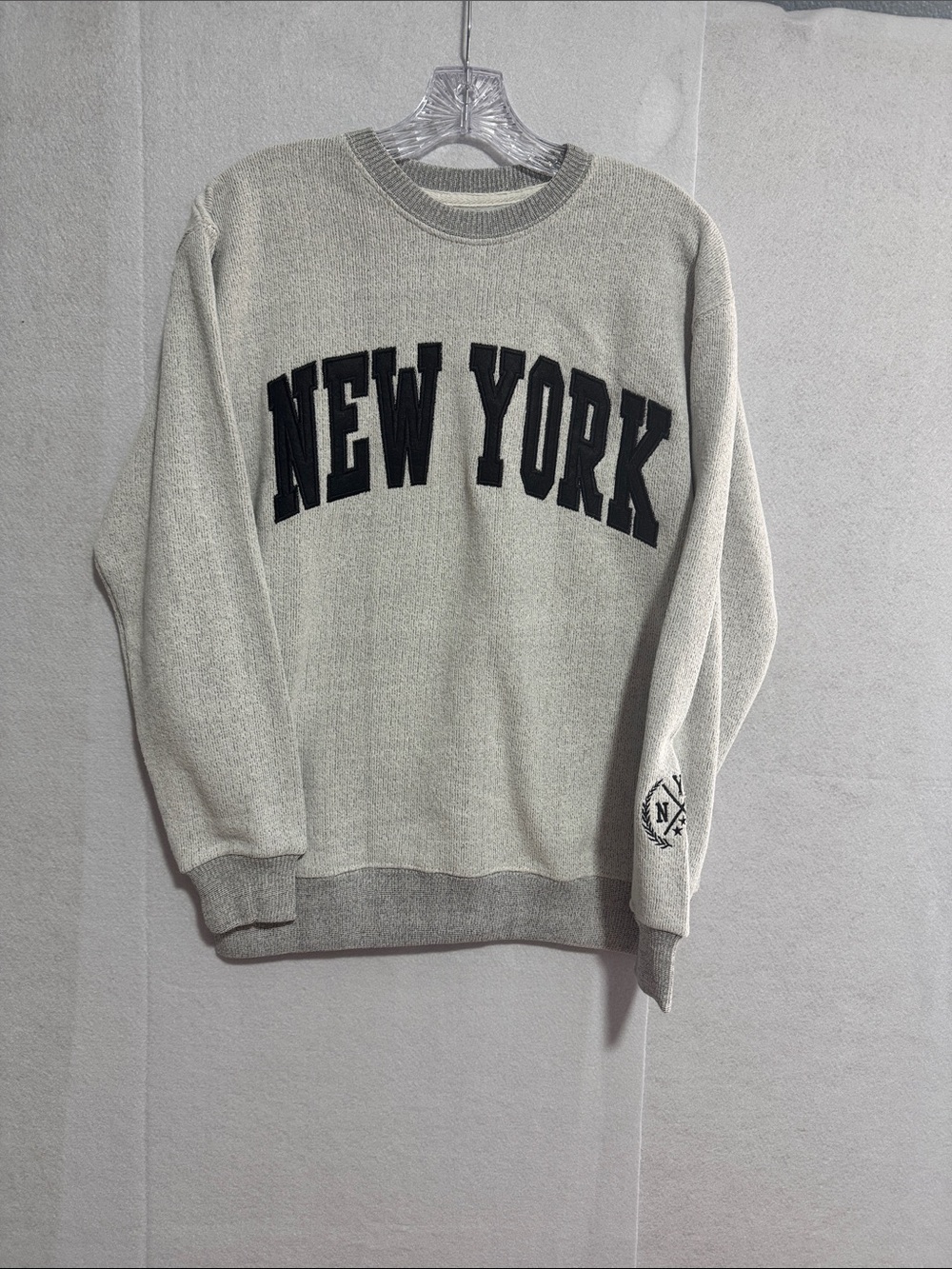 Light Gray Crewneck Sweater with Black 'NEW YORK' Chest Text